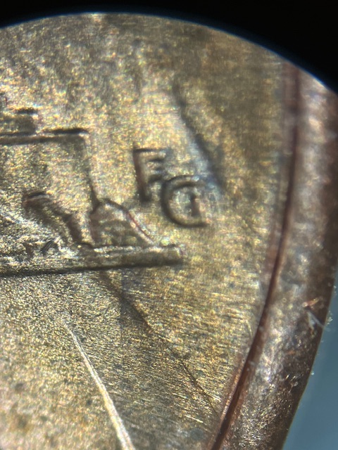 Lincoln-Memorial-Cent-1993--Hit-Before-Or-After-Minting-Process?